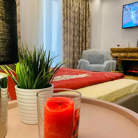 Seasonsstudiobv * Braşov