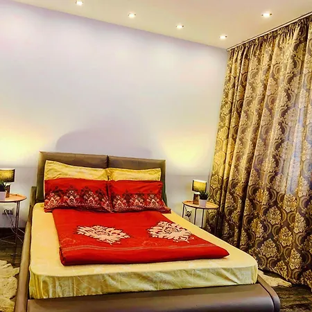 Daire Seasonsstudiobv *