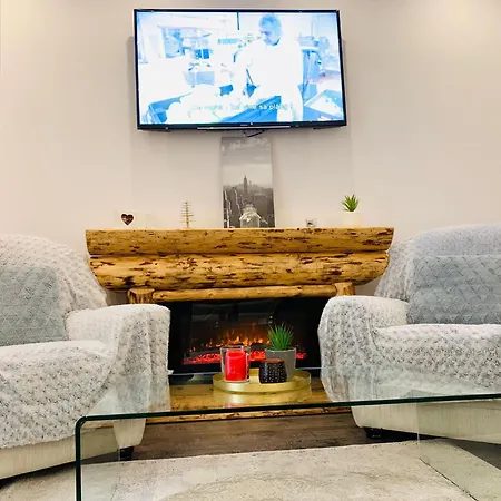 Appartement Seasonsstudiobv Braşov